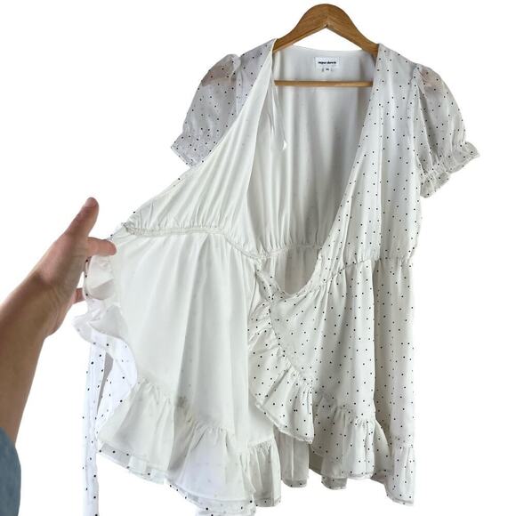 Superdown Jacelyn Wrap Mini Dress Ruffle Hem in White Black Polka Dots, Size XS - Picture 10 of 14